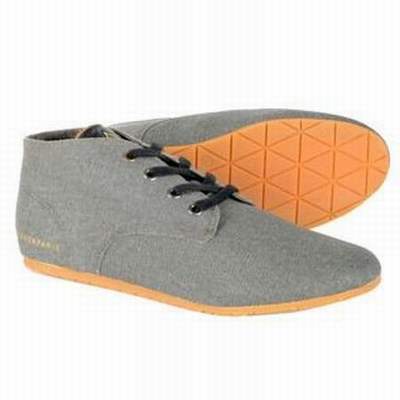 Magasin chaussures homme Leader français de la distribution de chaussures en centre-ville et centre commerciaux, Eram fait partager son savoir-faire chausseur en proposant des produits de qualité, à prix raisonnables pour la femme, l’homme et l’enfant.